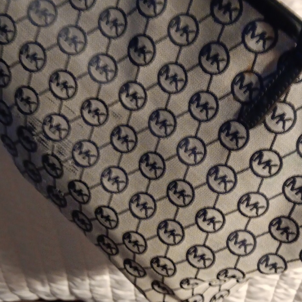 Michael Kors Navy and Cream Monogram Handbag - Picture 8 of 10